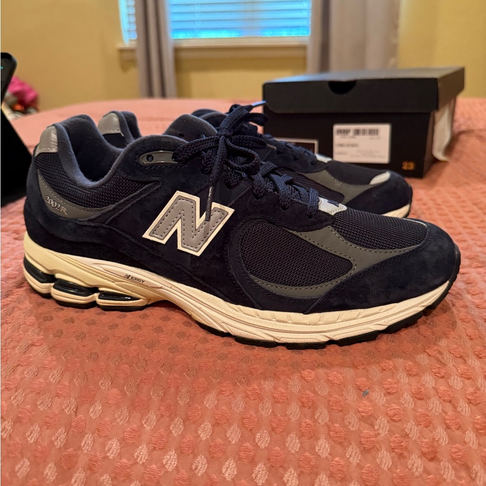 New Balance Blue and Gray Sneakers with Chunky Midsole